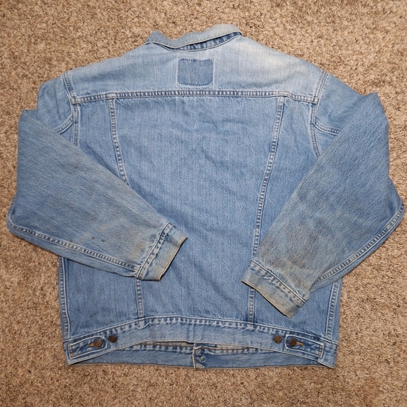 LEVI'S Men’s Trucker  Denim Jean Light Blue Jacket Size XXL Distressed  Grunge - Picture 7 of 10